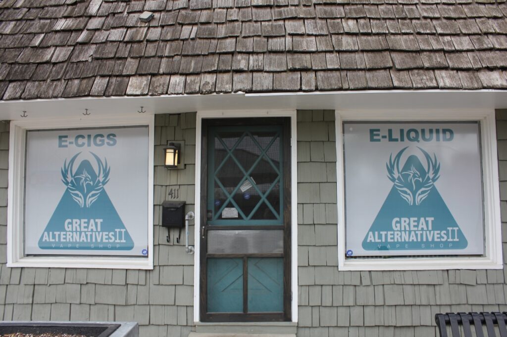 Atomic Cloud Vapor storefront